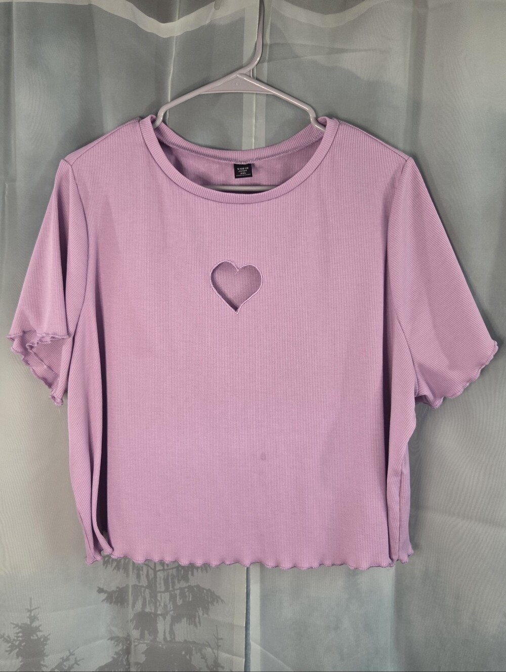 SHEIN Lavender Heart Cutout Ribbed Crop Top